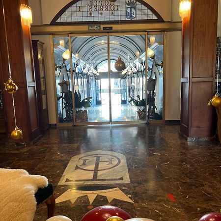 ויאנואבה דל ארסוביספו Hotel Torres I מראה חיצוני תמונה
