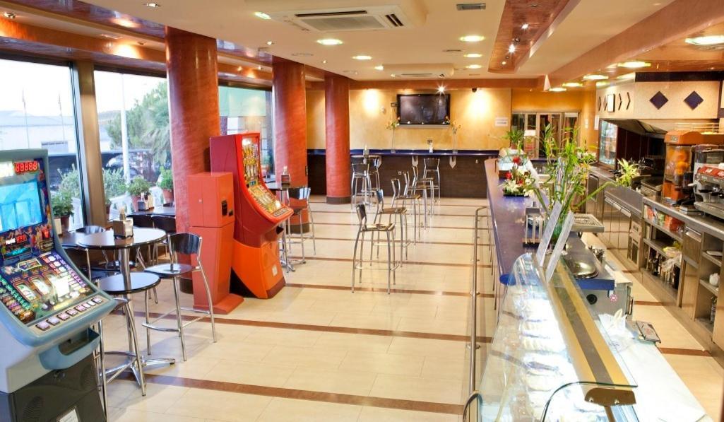 ויאנואבה דל ארסוביספו Hotel Torres I מראה חיצוני תמונה